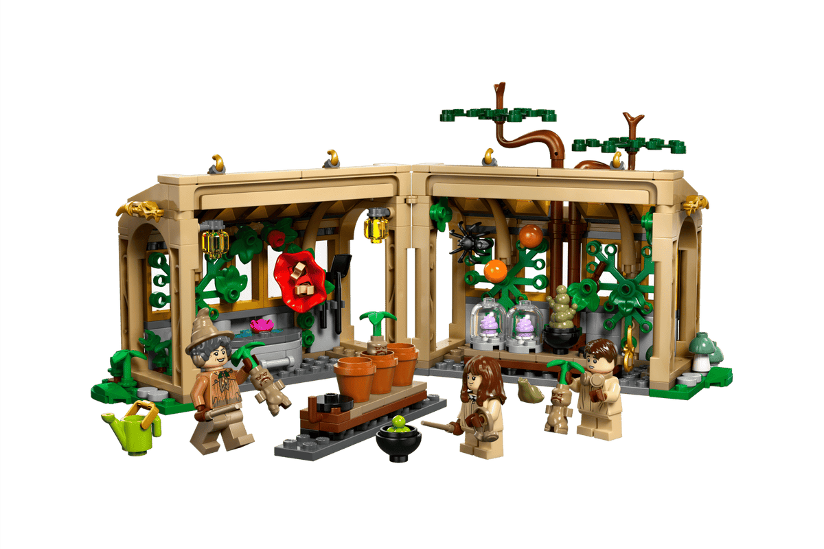 LEGO Harry Potter Hogwarts™ Castle: Herbology Class Set (76445)