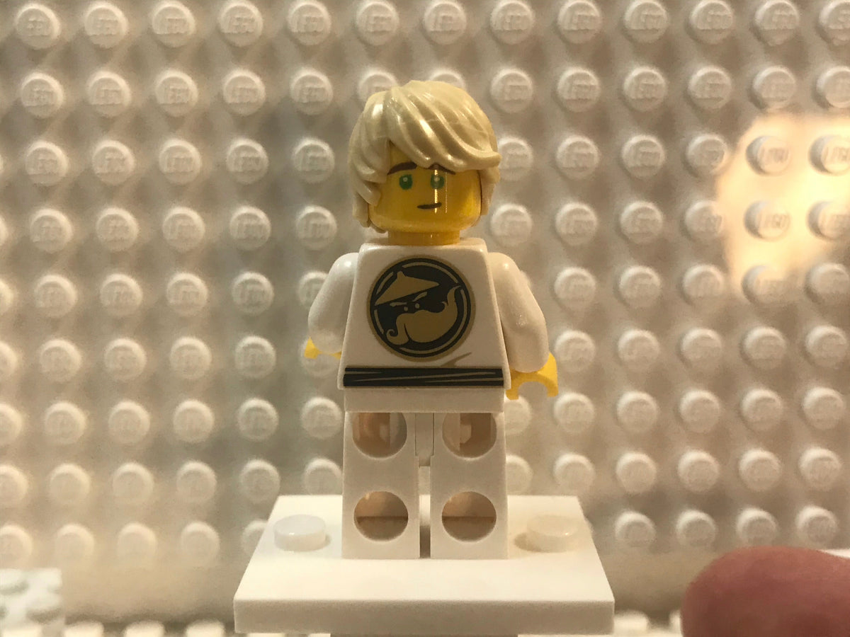 Lloyd - White Wu-Cru Training Gi, Tousled Hair, njo0429 - LEGO® Ninjago Minifigure